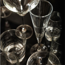 Cocktail glassware image