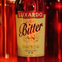Red bitter liqueurs image