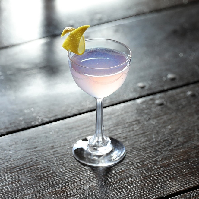 Parfait amour liqueurs image