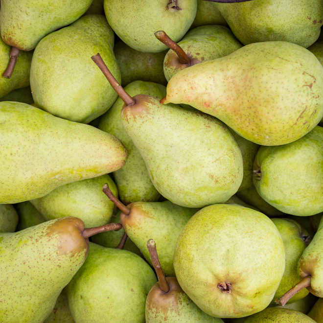 Pear & cognac liqueurs image