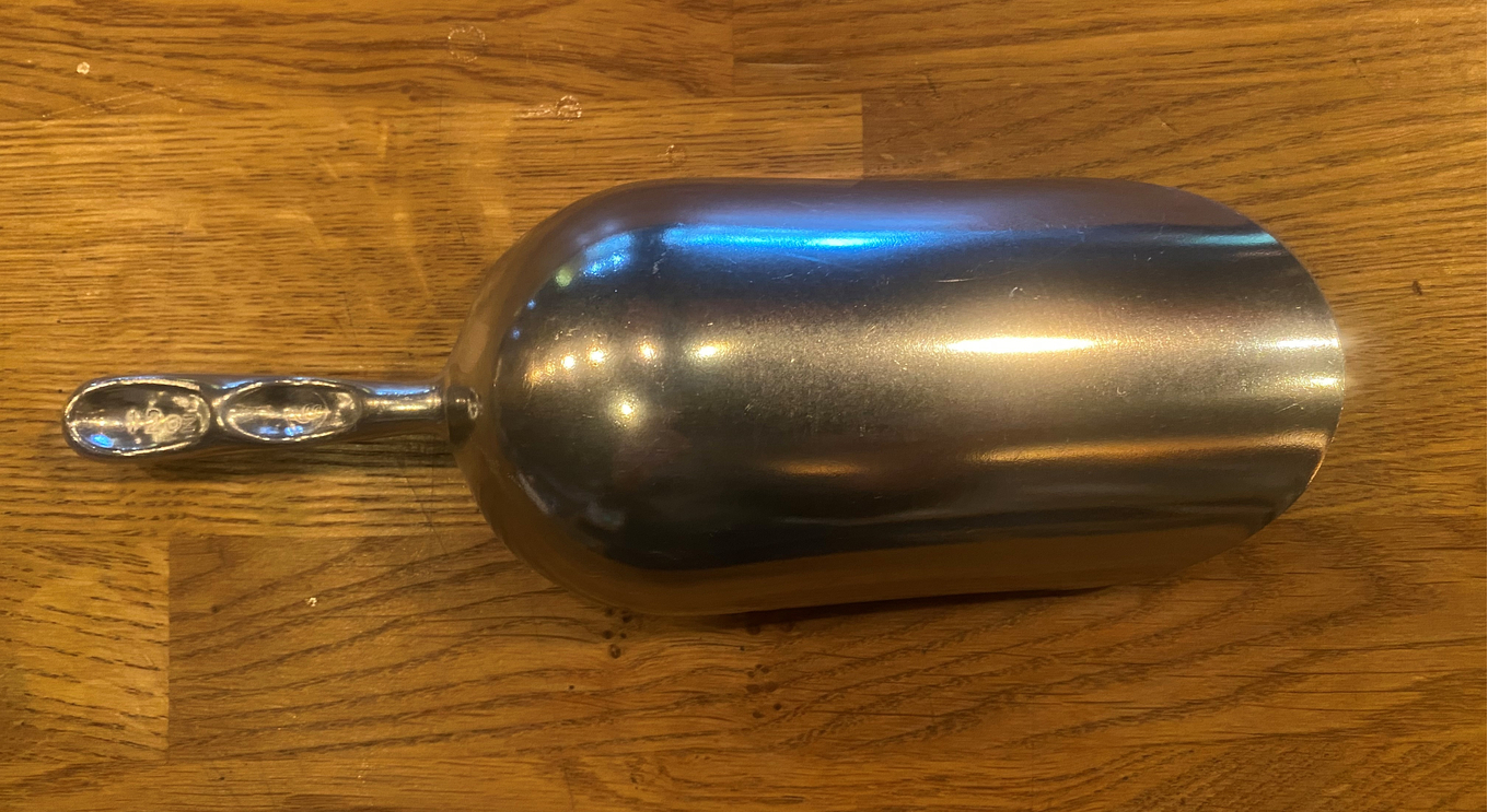 12oz Aluminium Ice Scoop image 2