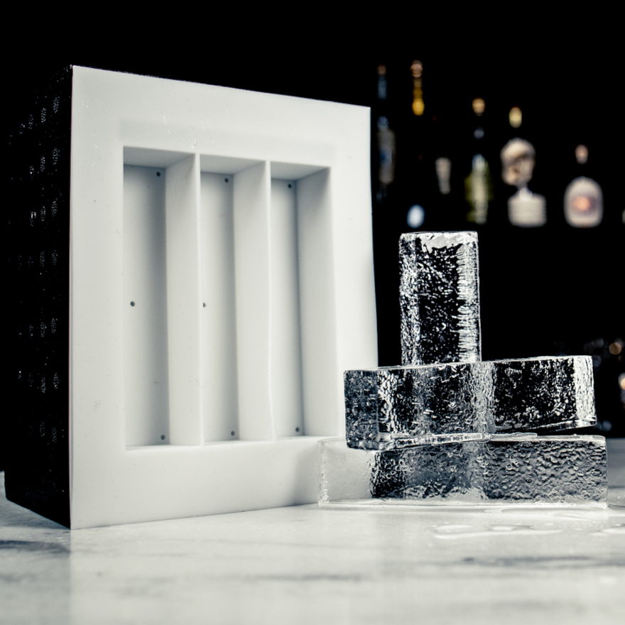 Ice Forward Clear Ice Box image